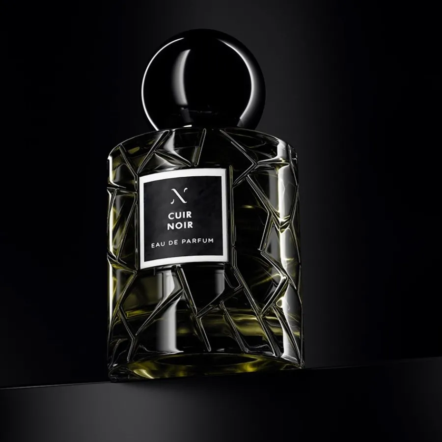 LES SOEURS DE NOu00C9 Unisex Parfum^Black Edition Eau de Parfum Spray Cuir Noir Black Edition von LES SOEURS DE NOÉ