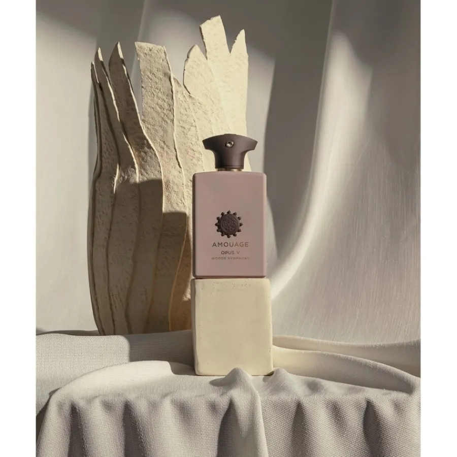 Amouage Eau De Parfum^The Library Collection Opus V Woods Symphony Eau de Parfum Spray von
