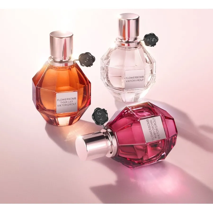 Viktor u0026 Rolf Eau De Parfum^Viktor & Rolf Flowerbomb Tiger Lily Eau de Parfum Spray